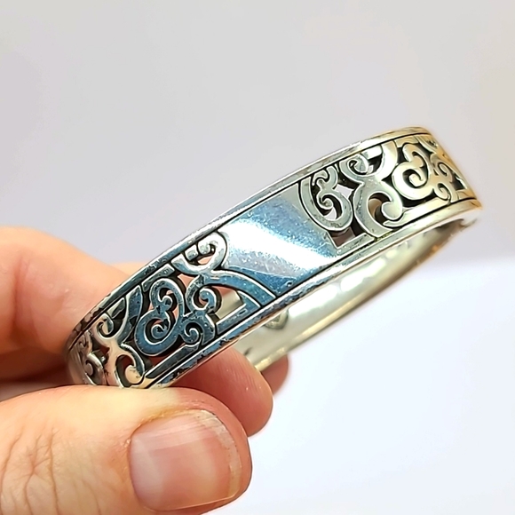 Brighton "MINGLE" Collection Modern Scrolled & Swirled Silver Hinged Bracelet! - Picture 9 of 10